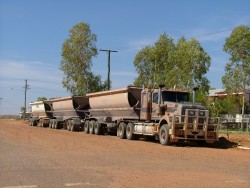 Road-train au repos