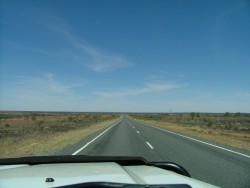 Rouler des centaines de kilomètres dans l'Outback est une des plus grandes expériences qu'offre l'Australie