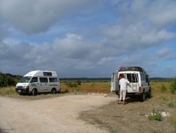 Bivouac au milieu de nulle part, une routine maintenant pour Bernard et Marie