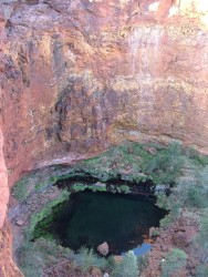 Une des nombreuses piscines naturelles du Karijini NP