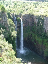 Les vertigineuses chutes Mac Mac Falls