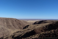 L'ancien volcan est le seul relief des alentours