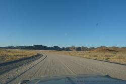Après les dunes, nous retrouvons les montagnes