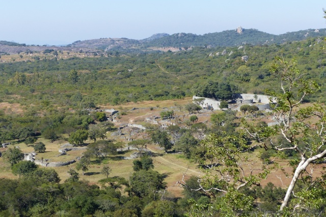 Superbe vue sur le site étendu de Great Zimbabwe