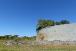 Ces murs construits au 11ème siécle se dressent toujours aussi fièrement