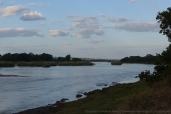 Le confluent des rivières Runde et Save marque la frontière avec le Mozambique