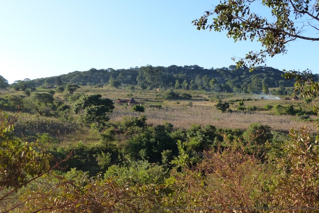 Vision presque bucolique de villages du Zimbabwe