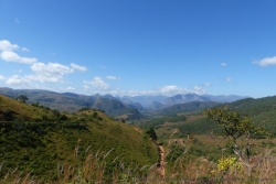 Du sommet d'une des montagnes on peut admirer le magnifique chemin parcouru