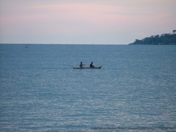 Le spectacle des pêcheurs en pirogue sur le lac Malawi est un plaisir constant