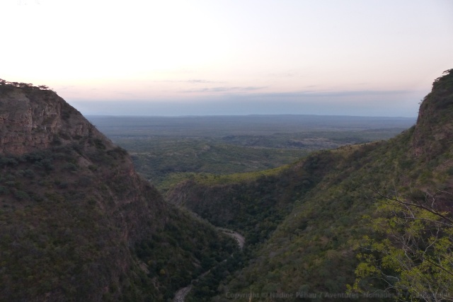 La vue à couper le souffle depuis l'escarpement, mérite amplement le détour