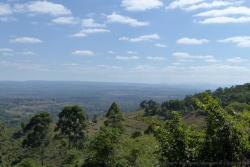 La piste offre de superbes panoramas sur toute la région de Chimanimani