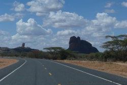 La perspective des grands espaces du nord Kenya nous appelle
