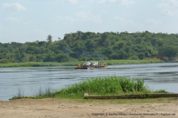Le ferry, seul moyen de traverser le Nil