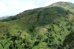 Incroyable de voir cette ferme perdue dans ces montagnes