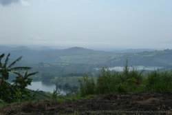 Les lacs de cratère sont légion dans les environs de Fort portal