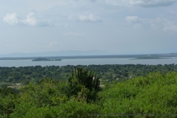 Belle vue panoramique sur le lac Edouard