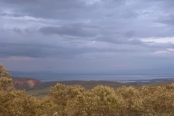 En quelques minutes, la lumière a complémetment changé, découvrant de nouvelles perspectives sur le lac Naivasha