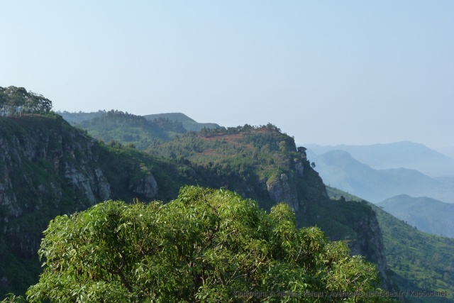 Les sommets de montagnes s'enchainent