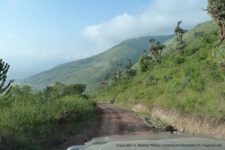 Nous entamons la descente dans le célèbre cratère