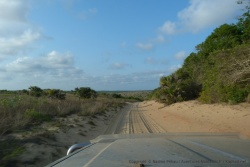 Après les sables ocres, les dunes de sable blanc