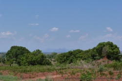 De nouvelles etranges montagnes se profilent à l'horizon