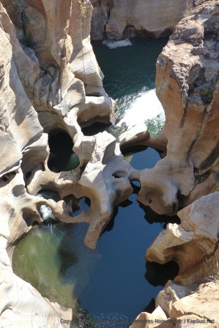 Les fameux trous d'eau naturels de Bourke's Luck Potholes