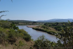 De nouveau, nous retrouvons la rivière qui traverse une bonne partie du parc