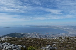 Vue époustouflante sur la ville du Cap depuis la Table Mountain