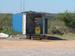 Station service souvent dans un container dans le sud