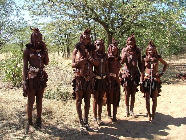 Le clan de la mère et de ses filles au complet
