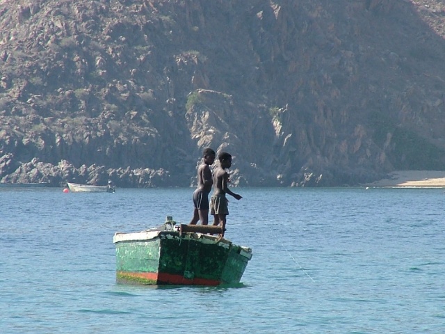 Enfants pêcheurs de Lucira