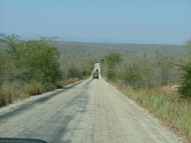 Notre convoi dans les routes du sud