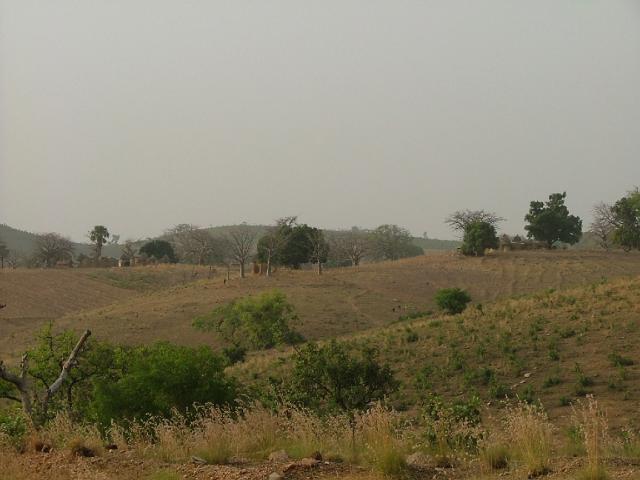 Pays Somba et ses tatas au loin