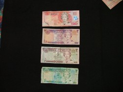 Dollars fidjiens