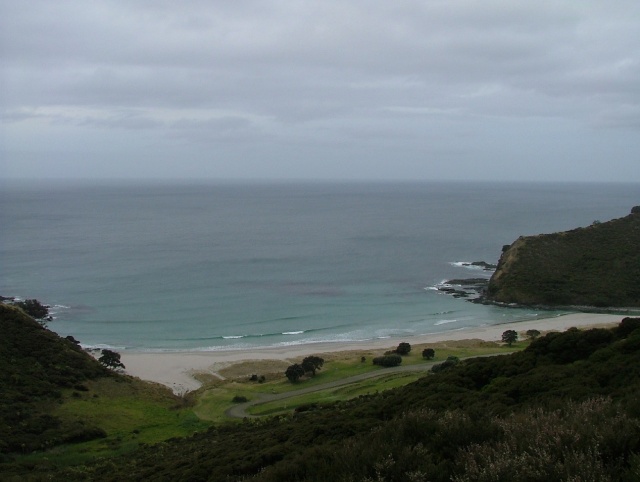 Anse sauvage surveillée par le Cap Reinga