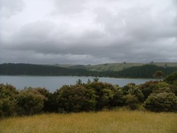 Iwi Lake, à l'intérieur des terres
